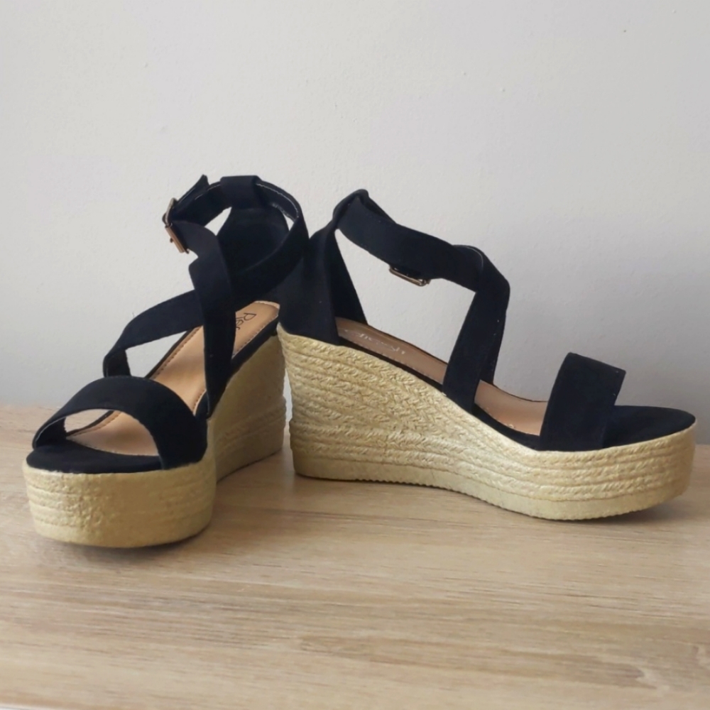 Refresh black espadrille wedges